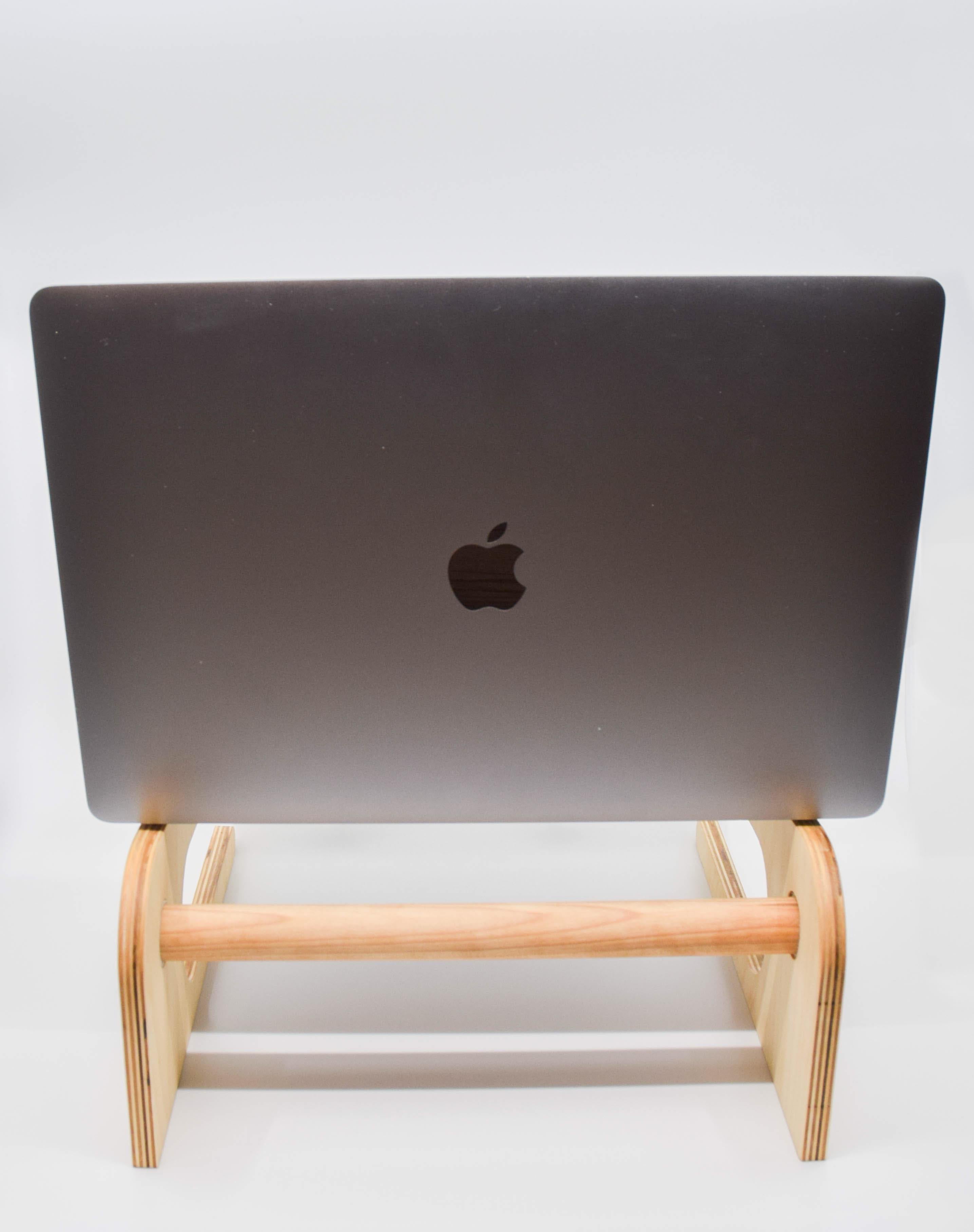 Quigley Laptop Stand